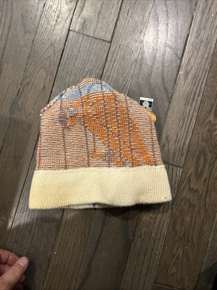 Vintage Lloyd Greenleaf Knit Beanie Hat – Orange Bird Graphic – Made in USA - Image 4 of 4