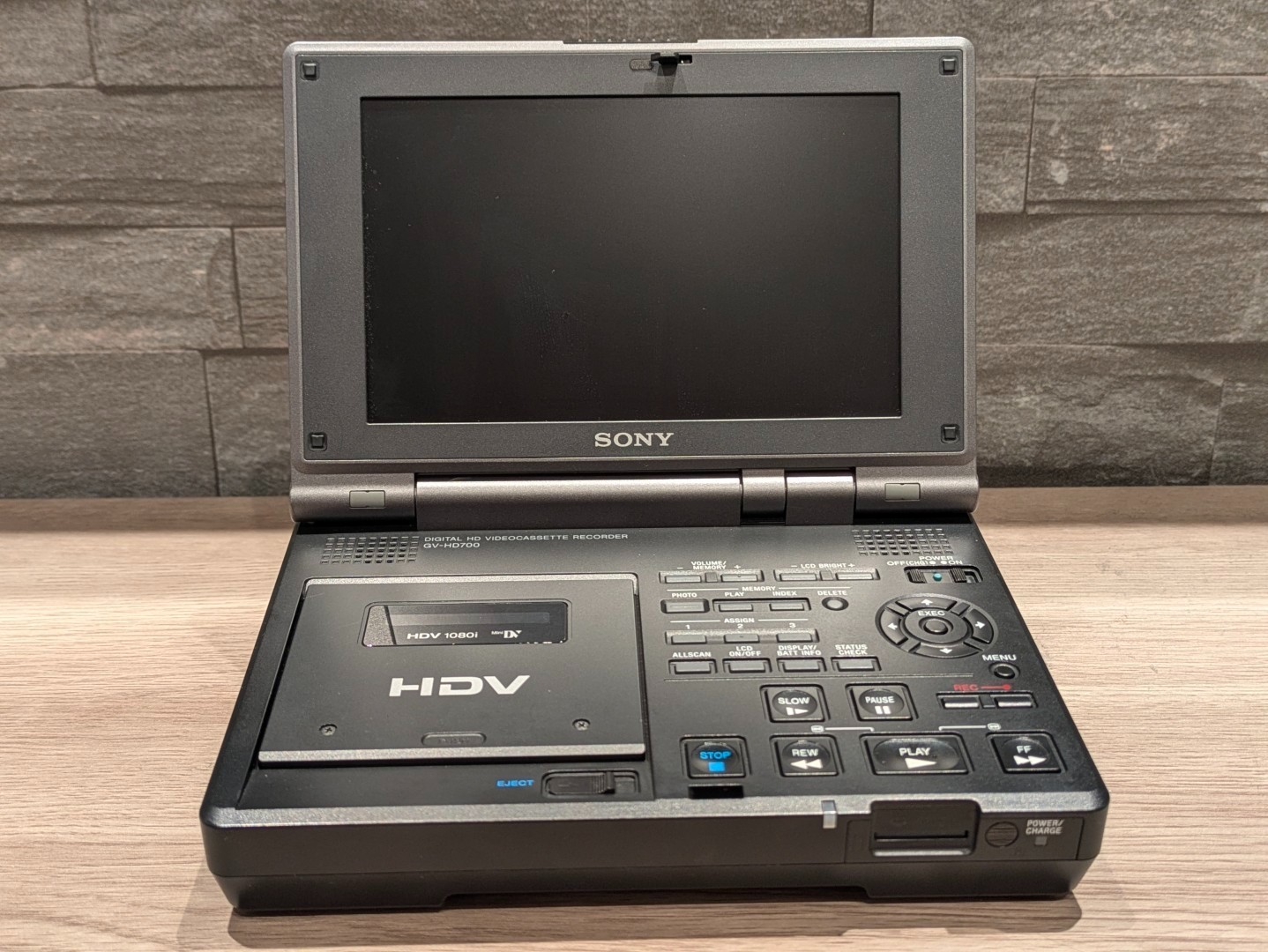 Sony GV-HD700 HDV Deck Digital HD VIDEOCASSETE Mobile Recorder Japan Used