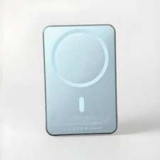 Magnetic Wireless Power Bank thumbnail 3