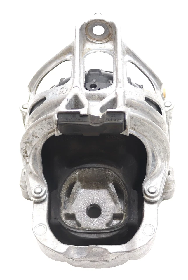 Soporte de cojinete de motor derecho Audi Q5 FY 50TFSIe Quattro 4M0199372FP 4M0199372GQ - Imagen 3 de 4