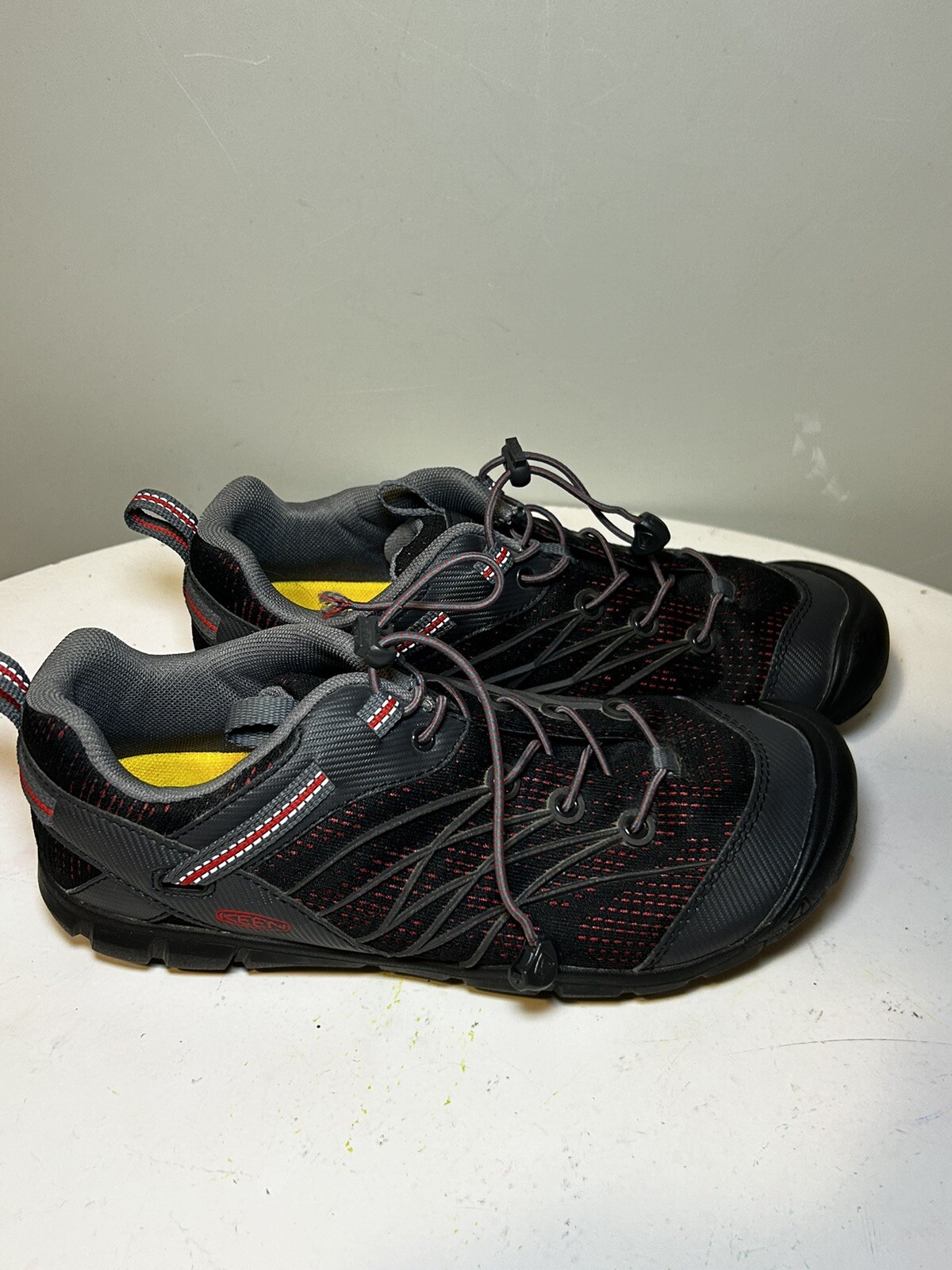 Stivali bassi da trekking Keen Chandler CNX donna taglia 7 5 uomo 6 pizzo rosso nero