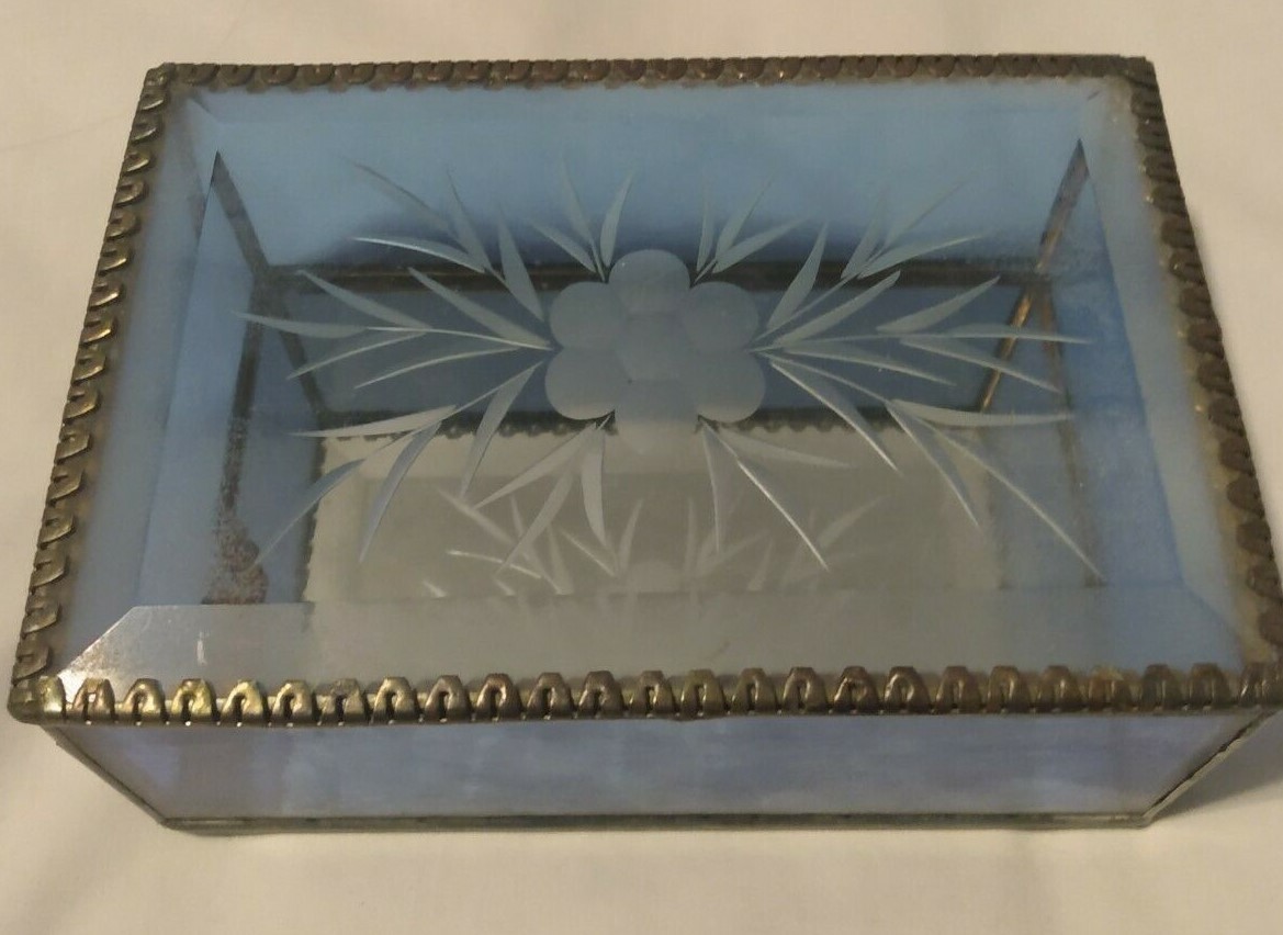 Picture 1 of 8