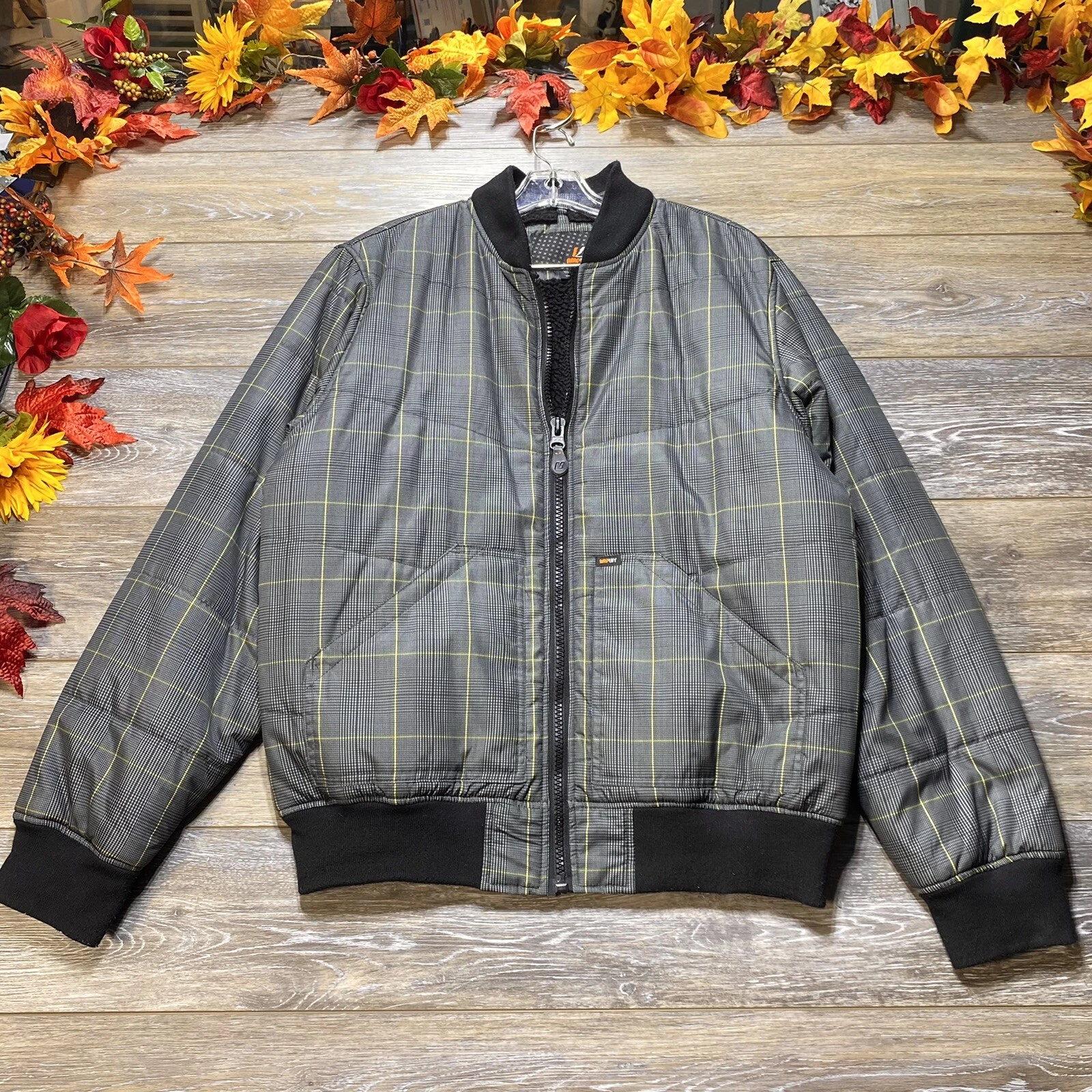 Amplify Coat Size Medium Bomber Jacket Gray Green Plaid Sherpa Lined Mens