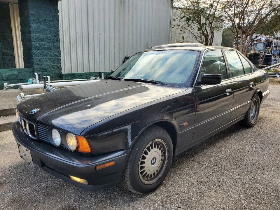 Used Ignition Switch fits: 1994 Bmw 525I AT Grade A - Image 2 of 4