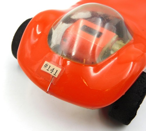 Classic Industries Manta Ray thingie & Lotus 30 slot car 1:24 USA 1960s Cox era - Picture 7 of 16
