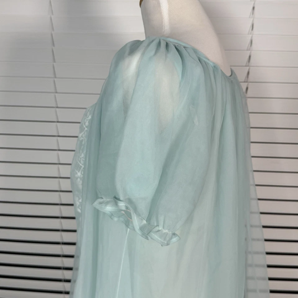 Conjunto PEIGNOIR de chiffon azul década de 1950 camisola e roupão ~tamanho grande - Imagem 4 de 4