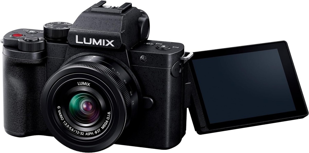 Panasonic LUMIX Digital Camera Standard Zoom Lens Kit Black DC
