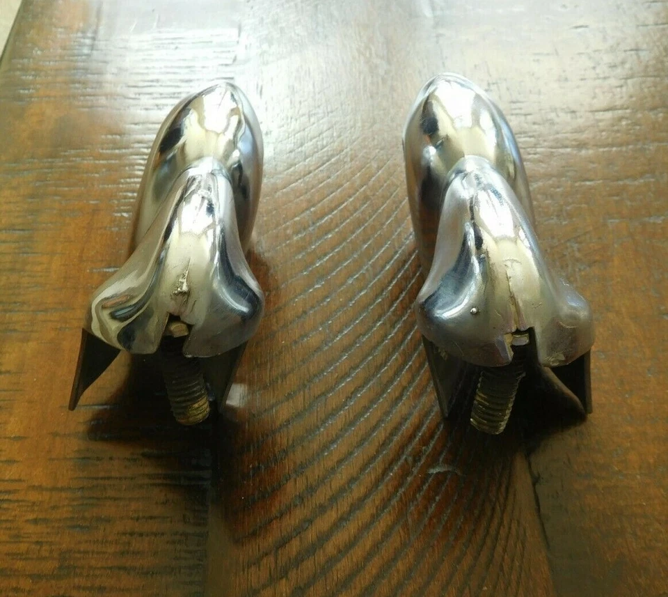 Pontiac Silver Streak 1941 accesorio parachoques protector tapas de extremo Nuevo de Lote Antiguo LH RH Chevrolet  Foto 2 de 4