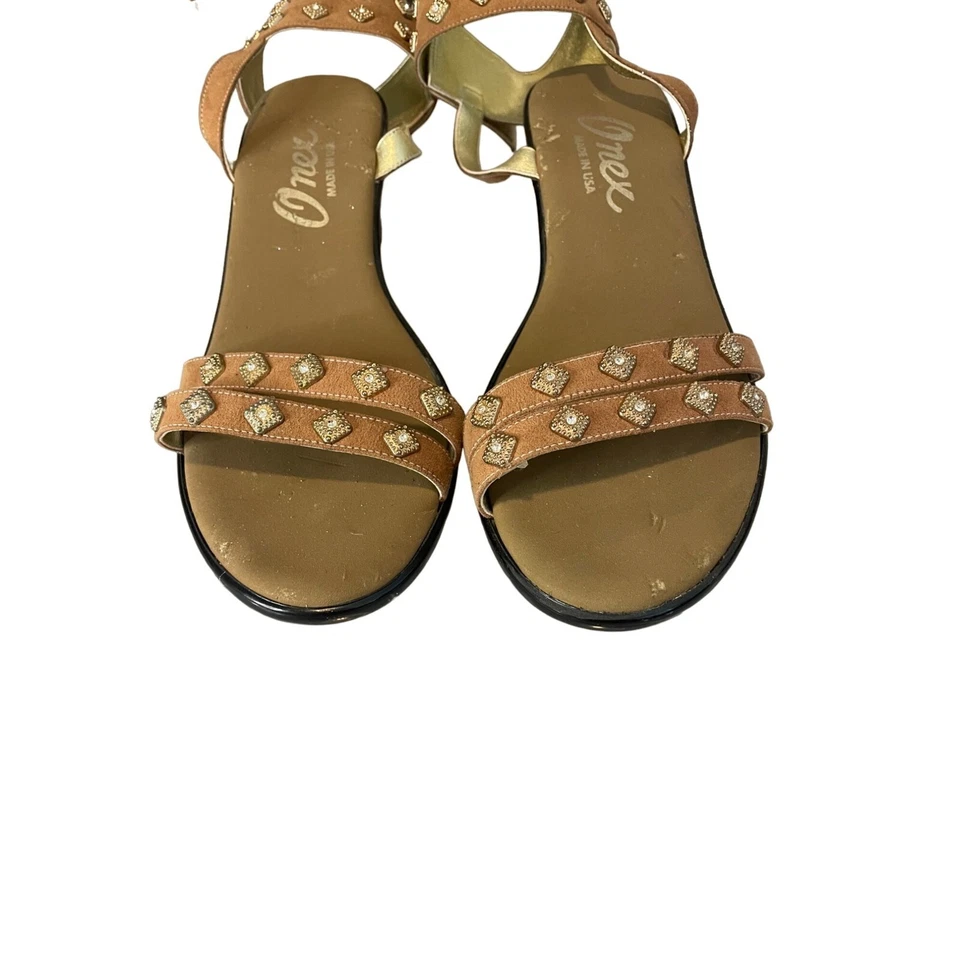 Sandalia cómoda Onex de cuero marrón con tachuelas en el tobillo punta abierta hecha en EE. UU. Talla 9 Foto 3 de 4