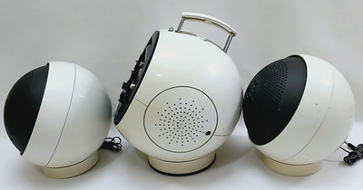 Weltron Space Ball Radio Stereo Cassette 2004s - Vintage - For