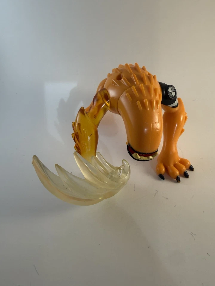 Ben 10 Ben десять инопланетян коллекции WILDMUTT битвы версия фигурка Bandai _A17 - Изображение 3 из 4