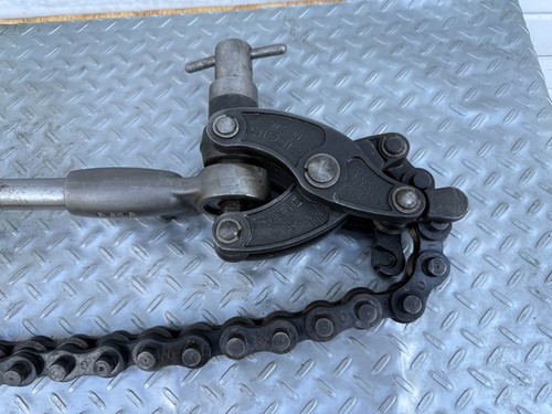"Cortador de pipa de suelo de cadena de hierro fundido modelo 246 RIDGID 1 1/2"" - 6"" #2" - Imagen 3 de 5