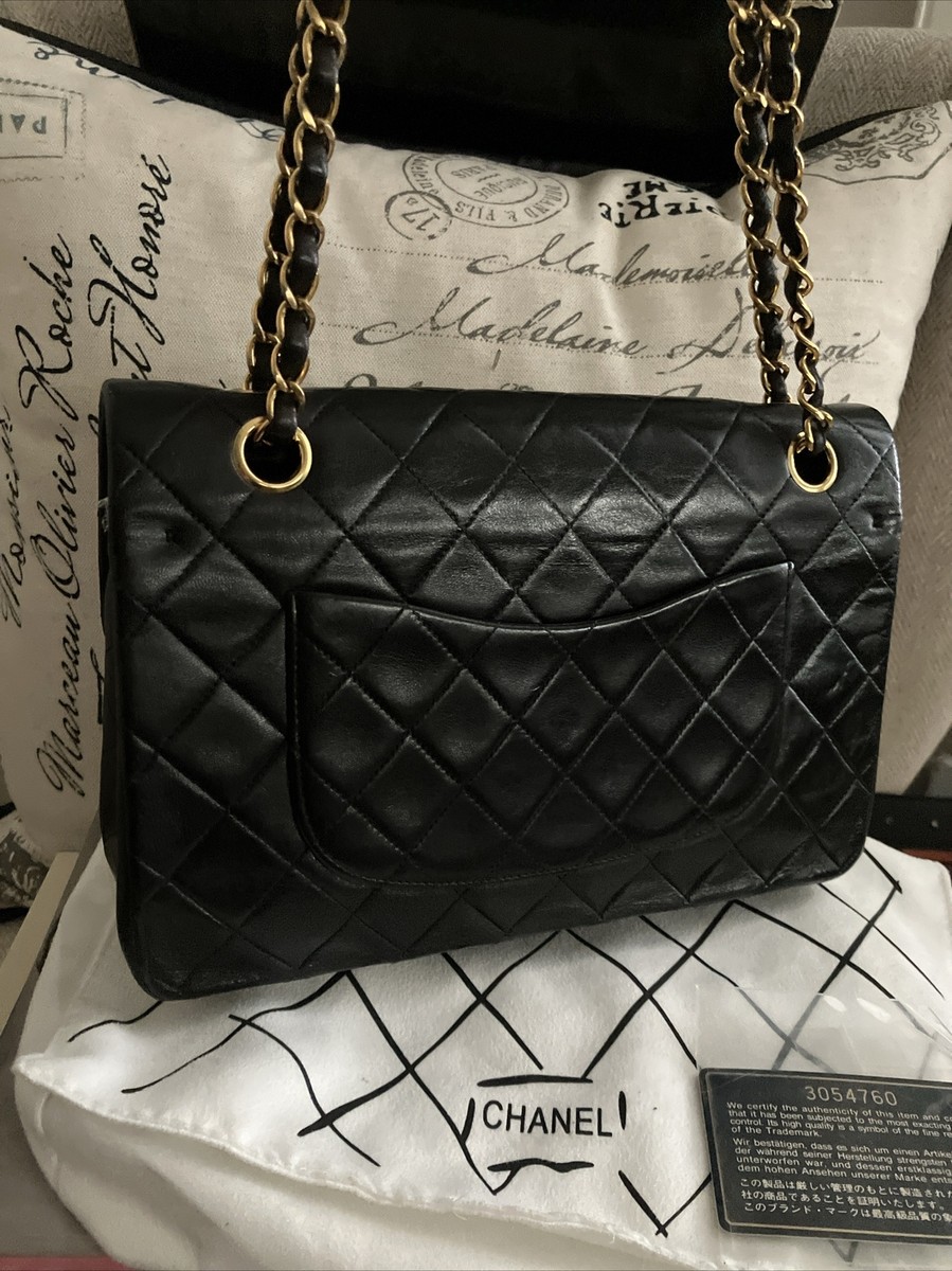 AUTHENTIC CHANEL Vintage 90's Medium Classic Double Flap Bag MUST