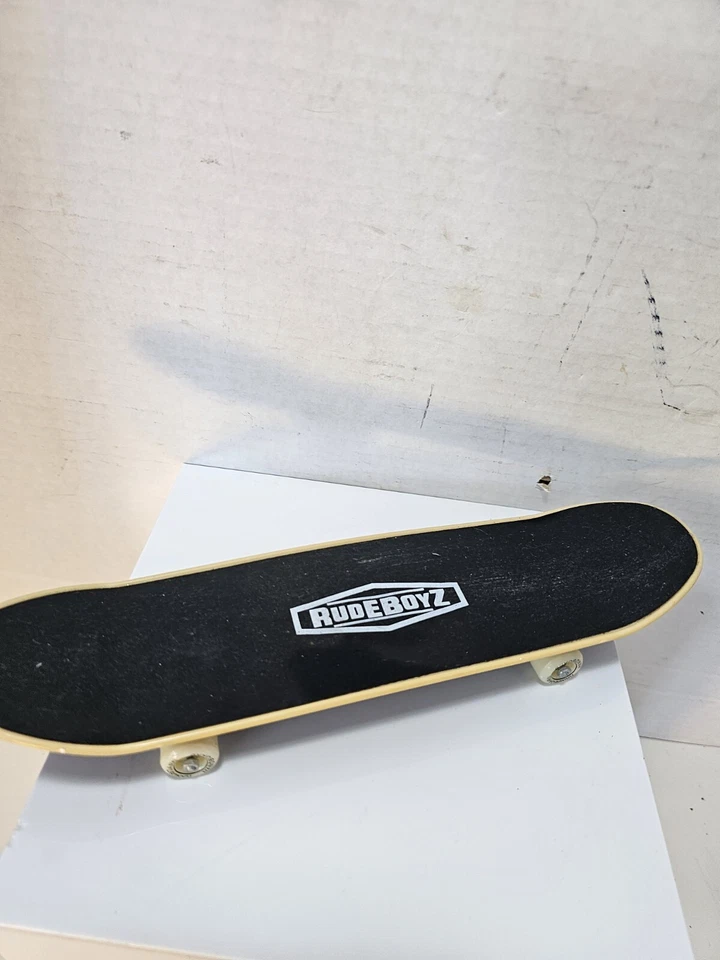 "Tabla de mano RudeBoyz de colección roja tela de araña Rude Boyz 10,5"" tabla de mano" Foto 2 de 4