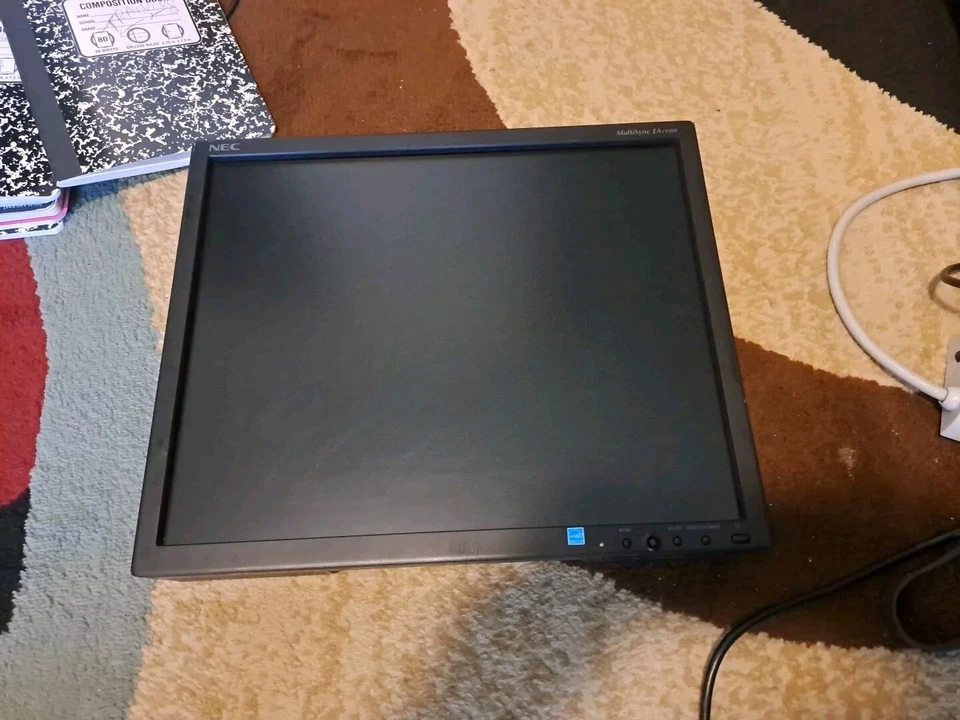 NEC  MultiSync EA193Mi 19 inch VGA DVI-D DisplayPort 1280x1024 Monitor. NO STAND - Image 3 of 4