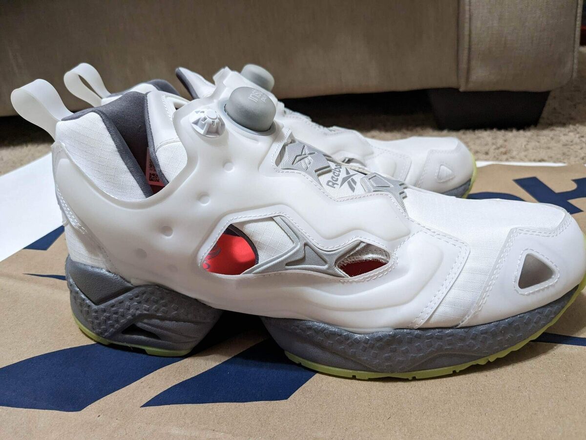 Reebok Instapump Fury 95 White Glow in the Dark 8 Mens New Reebok Instapump Fury 95 White Glow in the Dark 8 Mens New