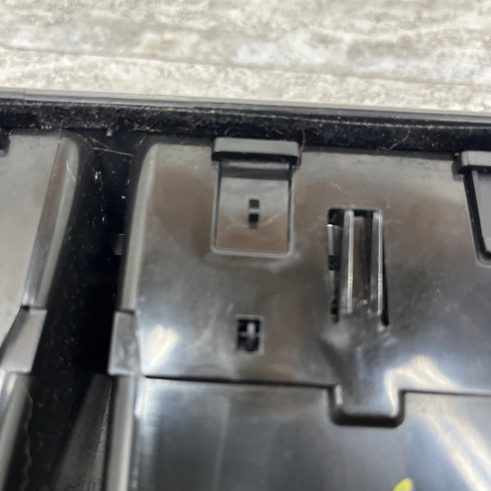 2009-2014 Chevrolet Silverado GMC Sierra центральная отделка вентиляционных отверстий приборной панели текстура древесины - Изображение 2 из 4