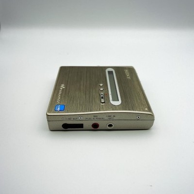 Excellent Sony MZ-NH1 MiniDisc Hi-MD Walkman Portable Player