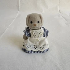 Sylvanian Families Vintage Bassett Dog Mother Figure Hotel Maid Calico Critters