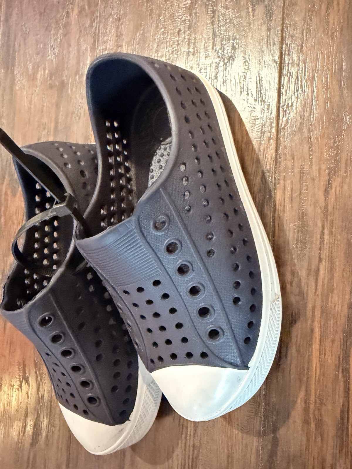 Toddlers Water Shoes Sandals Size 10 Black Croc Style