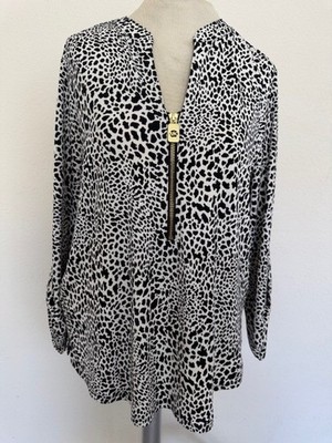 MICHEAL KOR BLACK AND WHITE 3/4 SLEEVE BLOUSE WITH LOGO