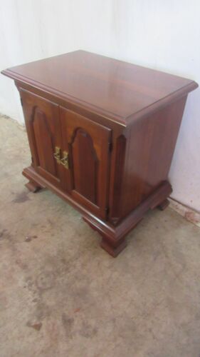 Pa House Pennsylvania House Cherry Nightstand Table - Picture 2 of 7