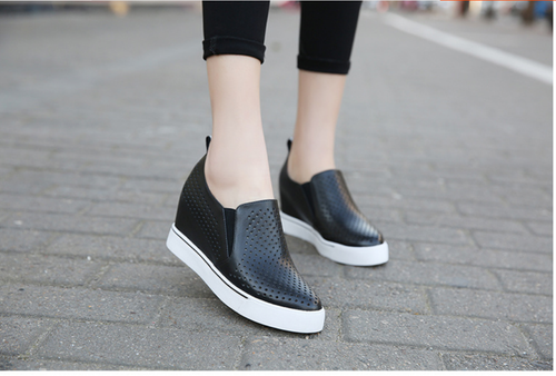 slip resistant loafers