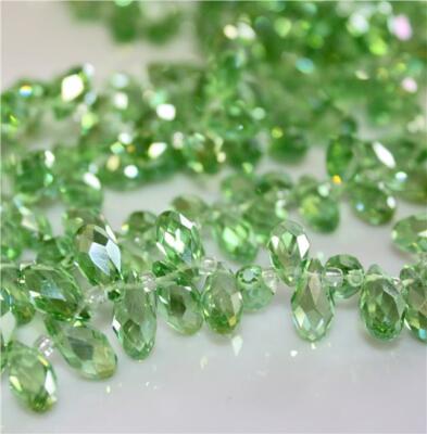 20 FACETTIERTE TROPFEN KRISTALL GLAS ANHÄNGER 13mm x 6mm TOP GEBOHRT GRÜN AB GLS72