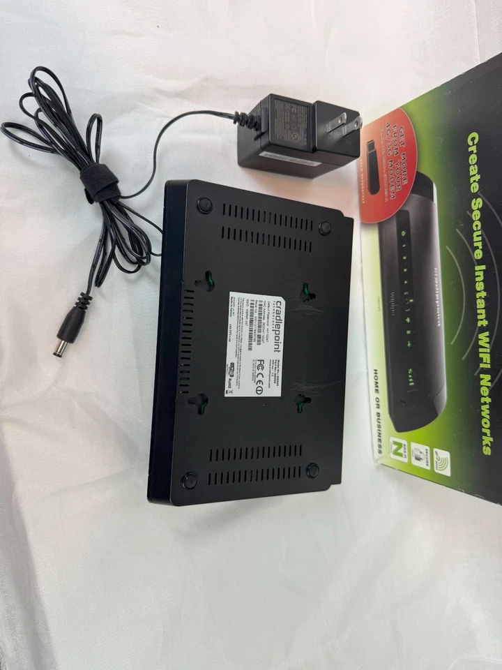 CradlePoint Technology MBR95 4-Port Wireless 4G Router New - Image 3 of 4