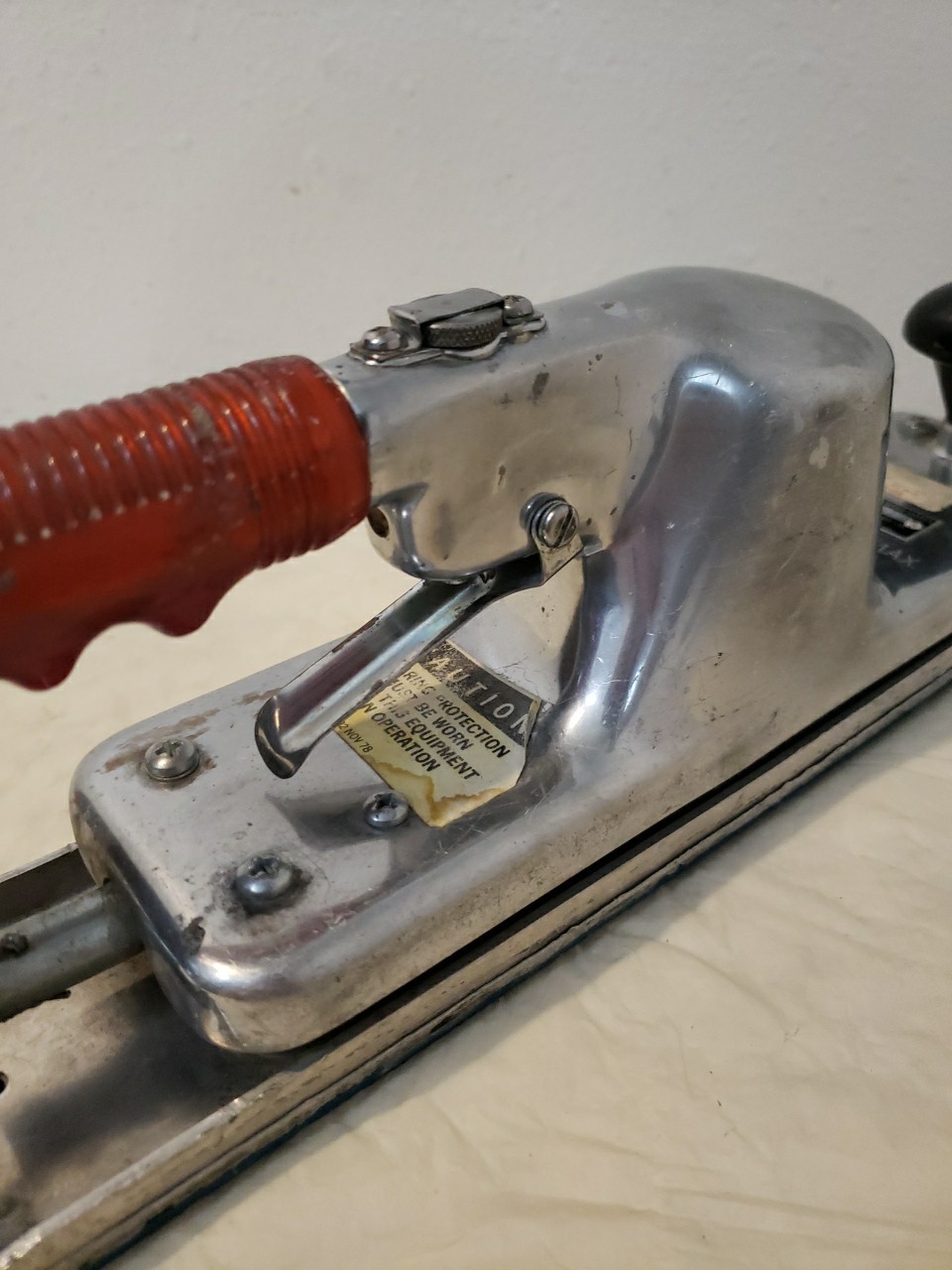 Hutchins Pneumatic Longboard Speed Air Sander Model 800 Straight Line