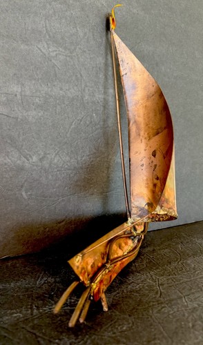 Vintage Bijan Bahar Copper Sculpture Sailboat Distressed Metal Art Signed 15” - Picture 4 of 24