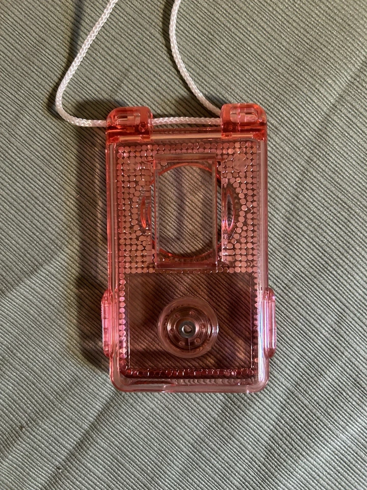 Funda para iPod de plástico en relieve rosa joya cuerda para cuello y lazo para cinturón Foto 3 de 4