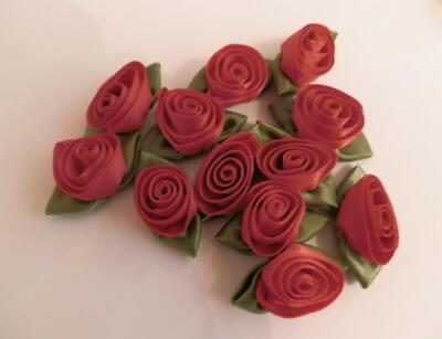 Schönes Satinband Rosen - 12er Pack