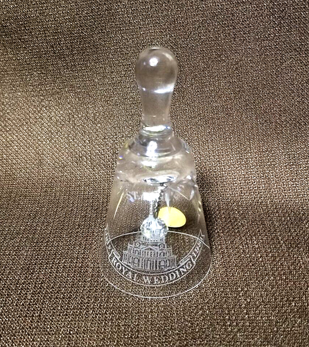 Royal Wedding 1981 Diana Charles Full Lead Crystal Glass Hand Bell Wedgwood NOS - Picture 8 of 8