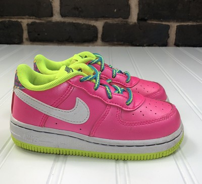 NIKE AIR FORCE 1 LOW GIRLS CW5793-600. HOT PINK. SIZE 7C. | eBay