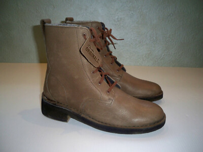 clarks combat boots