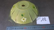 18/ Ancienne coupelle de lustre vintage en verre opaque jaune décor floral