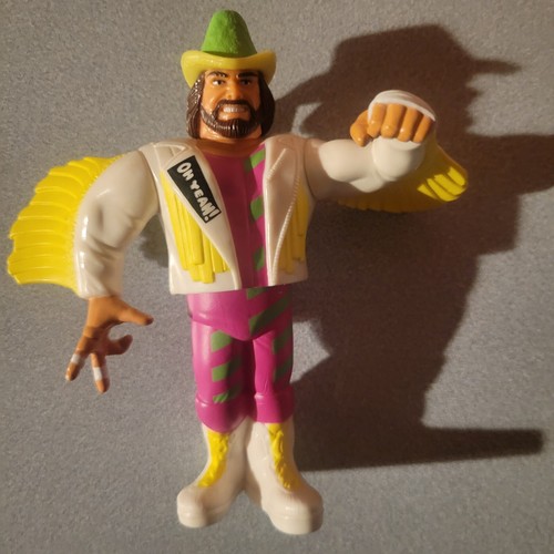 WWF Hasbro MACHO MAN #3 ! Clean And Rare , Very Gr...