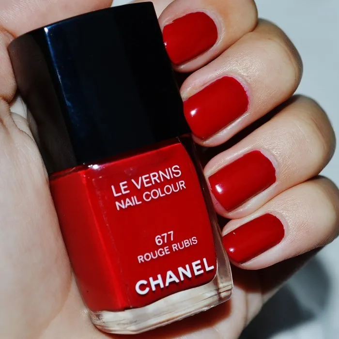 Chanel Le Vernis Rouge Rubis #677  Chanel nail polish, Chanel nails, Nails