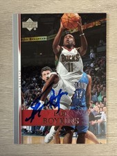 2007-08 Upper Deck Earl Boykins Signed Autographed Card Milwaukee Bucks