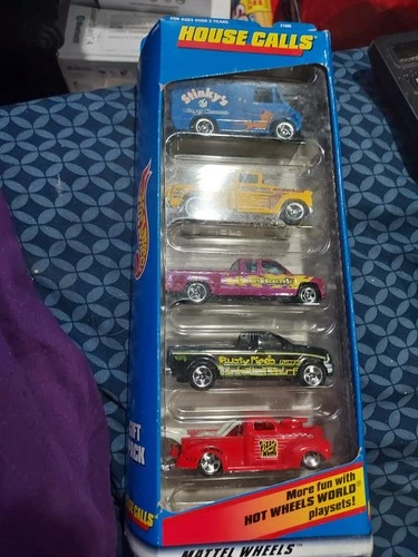 Hot Wheels Vintage House Calls 5 Car Gift Pack