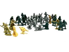 Vintage WWII Toy Plastic Army Men Soldiers - British German - Over 30 Pieces