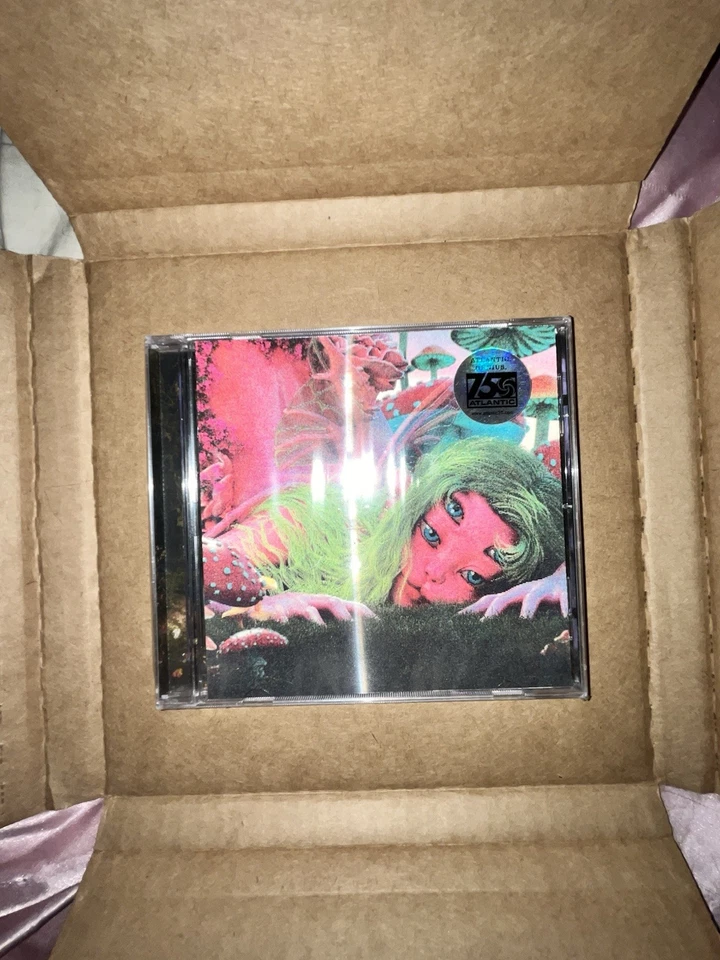 Melanie Martinez Portals ‘Eyes Open’ Lenticular CD (LIMITED, RARE) Sealed & NEW Foto 2 de 4