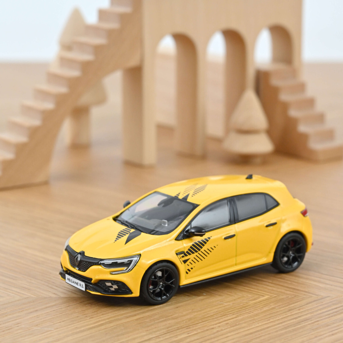 NOREV 517737 1:43 Renault Megane Ultime 2023 Sirius Yellow