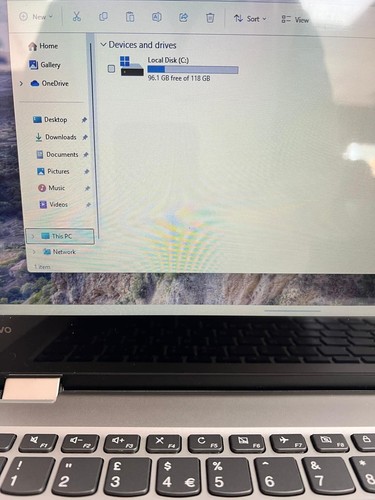 Lenovo Yoga 520-14IKB 14" 2-in-1 Laptop / Screen flickering occur intermittently - Picture 7 of 7