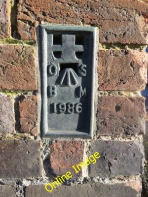 Foto 6x4 Unterputzhalterung an Park Street Thame Nahaufnahme der Unterputzhalterung c2014