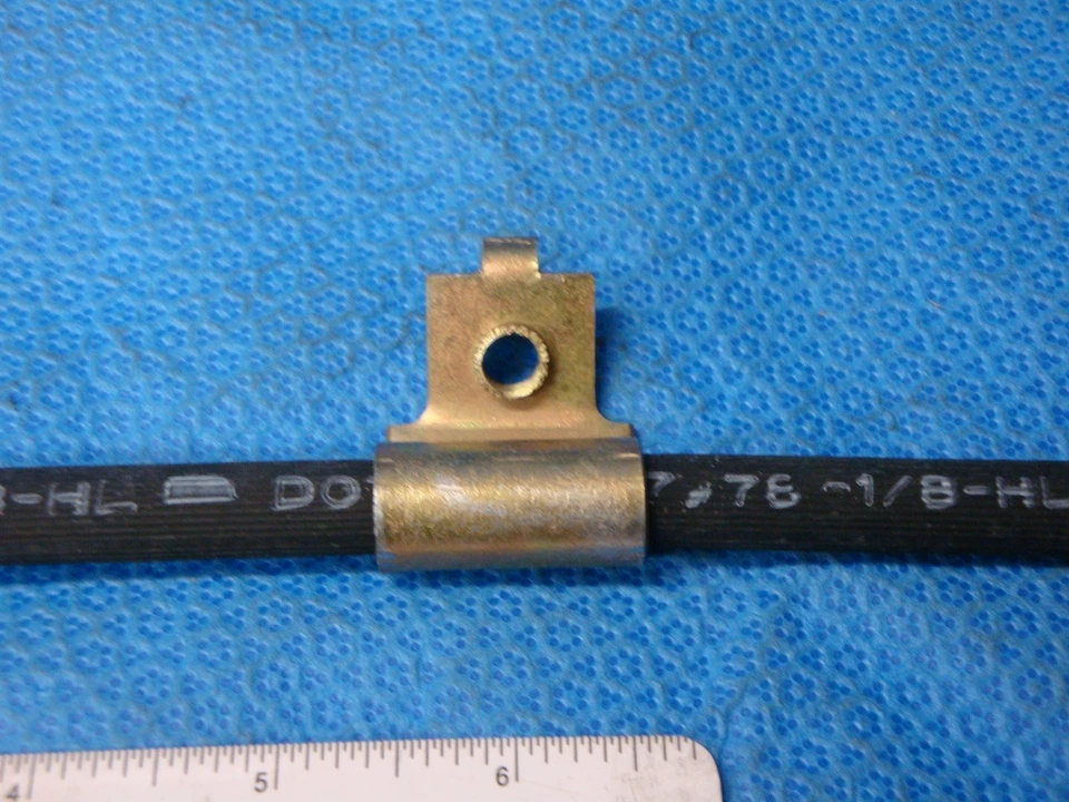 9762726 1980 81 别克雪佛兰 Olds 庞蒂亚克制动软管前右 Skylark GM X NOS — 第 3/4 张图片