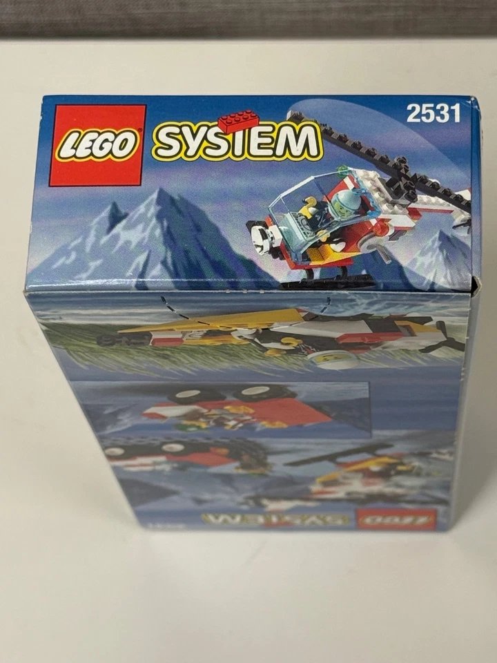 LEGO SYSTEM 2531 HELICÓPTERO DE RESCATE / JEEP ESPECIALMENTE HECHO PARA COMPAÑÍAS AÉREAS Foto 4 de 4