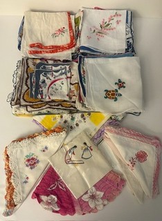 40 Piece Handkerchief Mixed Lot Vintage Embroidered Floral Hankies