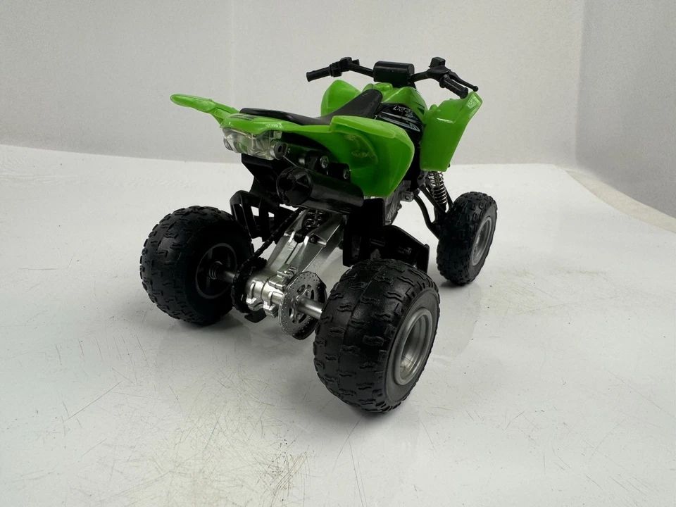 Kawasaki KFX 450R 2012 - modelo verde ATV escala 1:12 - Ray 57503 nuevo Foto 4 de 4